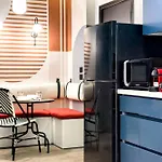 The 2 Bdr Sapphire Condo U 5 Min To Cai Airport
