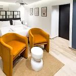 The 2 Bdr Sapphire Condo U 5 Min To Cai Airport